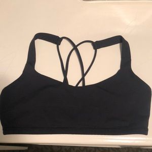 Lululemon free to be bra
